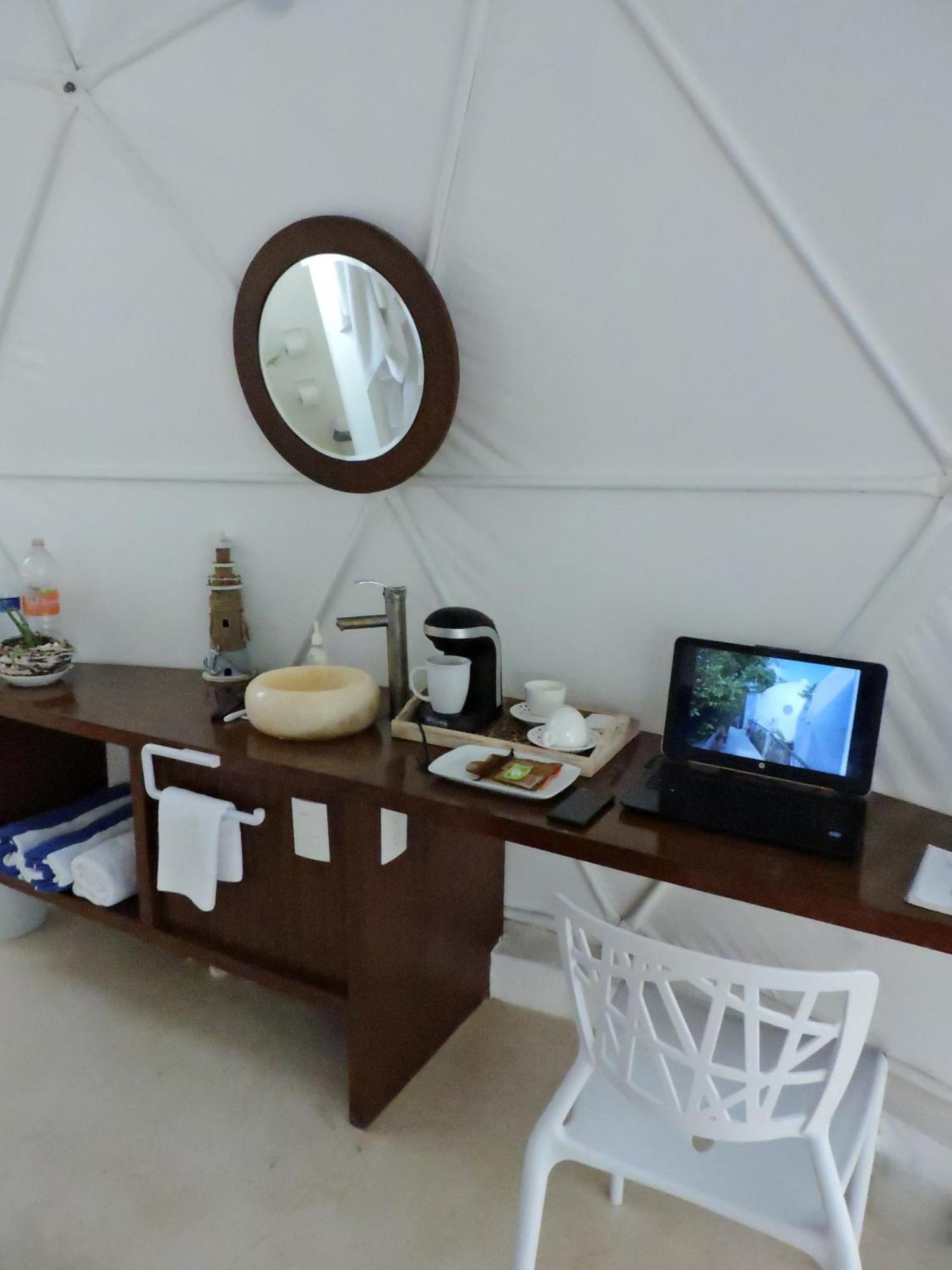 Cozy Room Near The Beach, Party Zone Тулум Екстер'єр фото